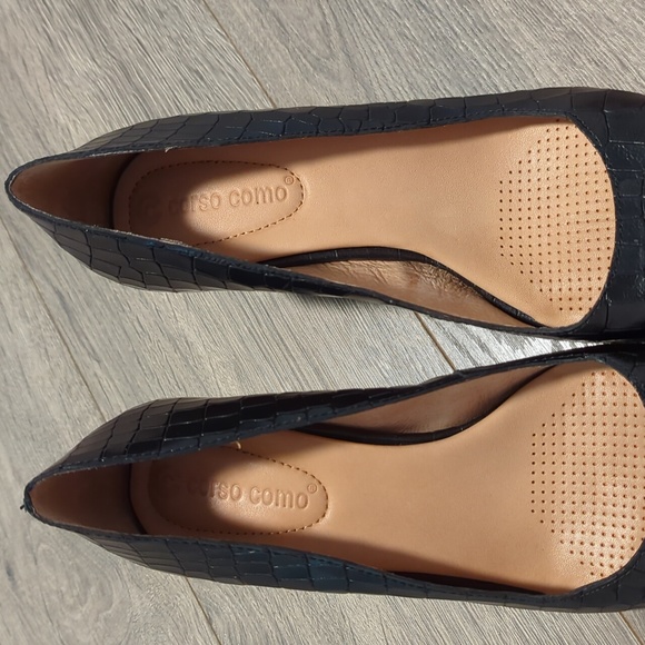 Corso Como Ryanna leather snake embossed pointed toe heels - Picture 8 of 14